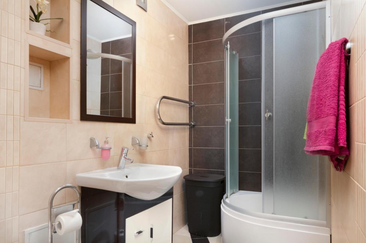 Alex Junior Apartment Ryga Zewnętrze zdjęcie